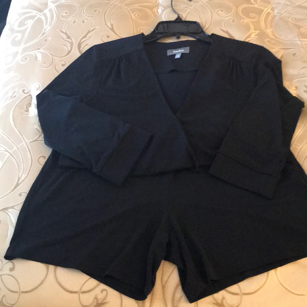 Neiman Marcus Black Romper 3/4 Sleeves V-neck Med